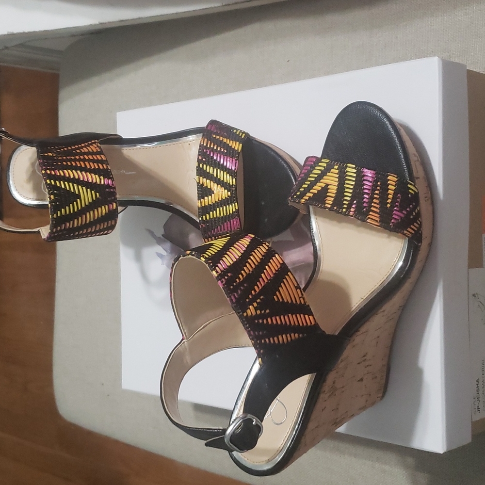 Shoes - Picture 2 of 5